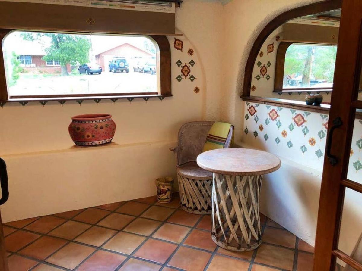 El Viejo Adobe - Across From Sul Ross Campus Bed and Breakfast Alpine Εξωτερικό φωτογραφία